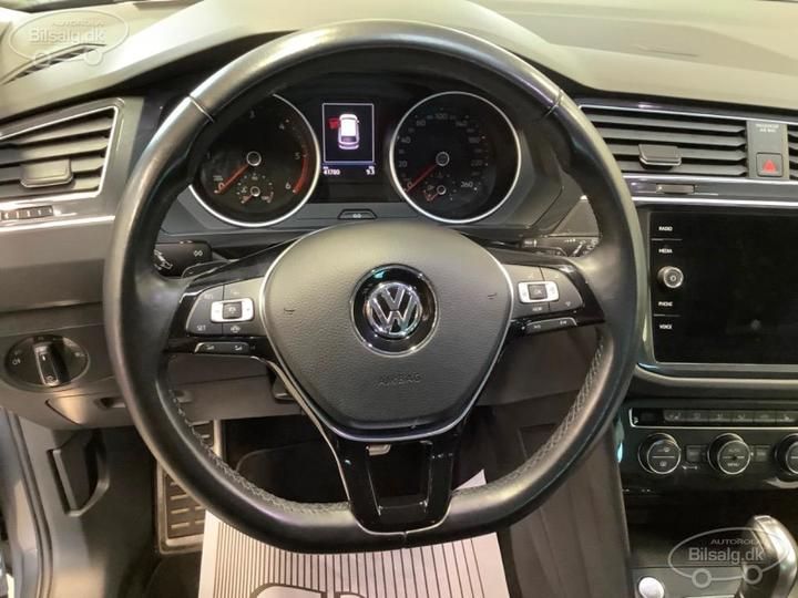 Photo 9 VIN: WVGZZZ5NZKW338700 - VOLKSWAGEN TIGUAN SUV 