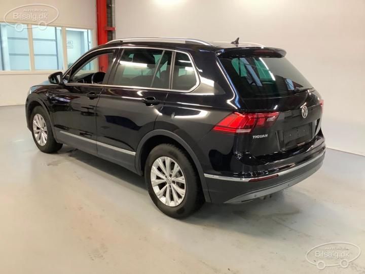 Photo 27 VIN: WVGZZZ5NZKW339232 - VOLKSWAGEN TIGUAN ESTATE 