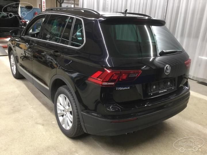 Photo 17 VIN: WVGZZZ5NZKW339701 - VOLKSWAGEN TIGUAN VAN 