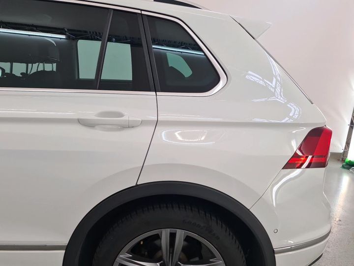 Photo 23 VIN: WVGZZZ5NZKW339802 - VW TIGUAN 