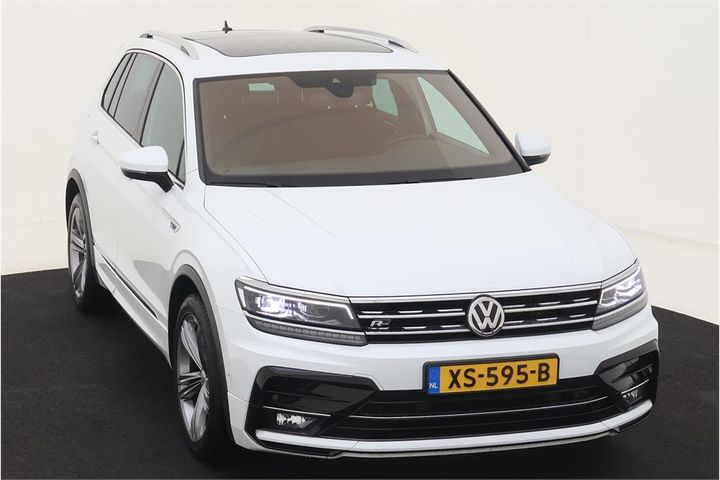 Photo 1 VIN: WVGZZZ5NZKW345400 - VW TIGUAN 