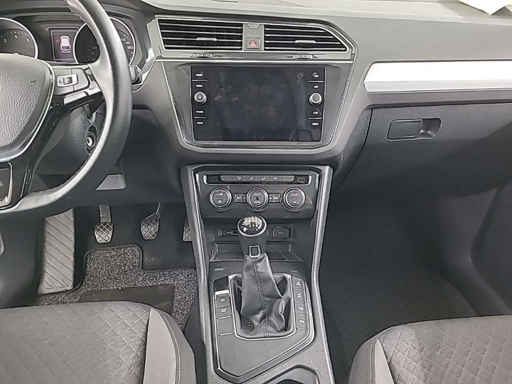 Photo 9 VIN: WVGZZZ5NZKW348753 - VW TIGUAN 