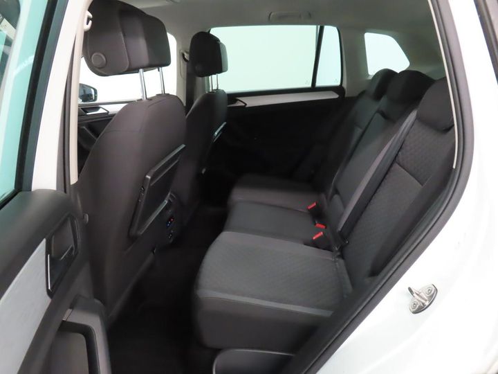 Photo 5 VIN: WVGZZZ5NZKW349392 - VW TIGUAN 