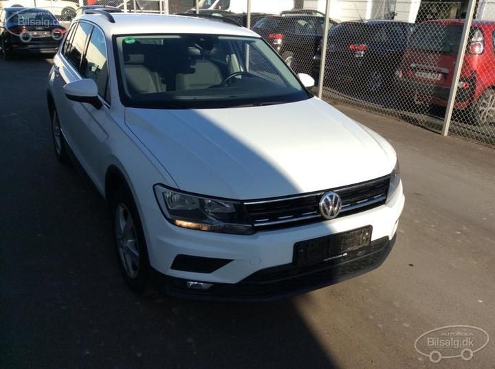 Photo 2 VIN: WVGZZZ5NZKW351181 - VOLKSWAGEN TIGUAN SUV 