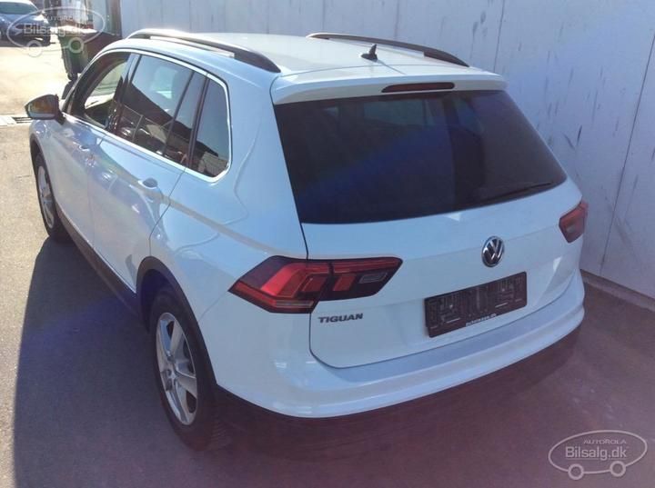 Photo 27 VIN: WVGZZZ5NZKW351181 - VOLKSWAGEN TIGUAN SUV 