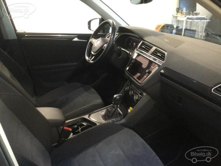 Photo 16 VIN: WVGZZZ5NZKW351768 - VOLKSWAGEN TIGUAN 