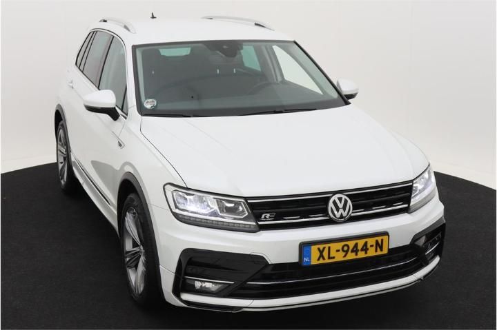 Photo 2 VIN: WVGZZZ5NZKW353153 - VOLKSWAGEN TIGUAN 