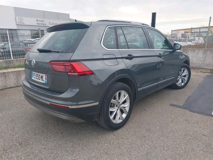 Photo 30 VIN: WVGZZZ5NZKW355001 - VOLKSWAGEN TIGUAN 