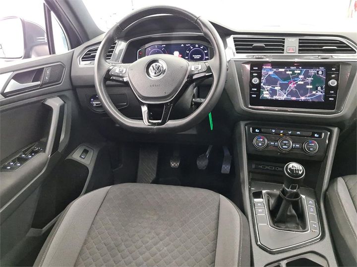 Photo 23 VIN: WVGZZZ5NZKW358258 - VOLKSWAGEN TIGUAN 