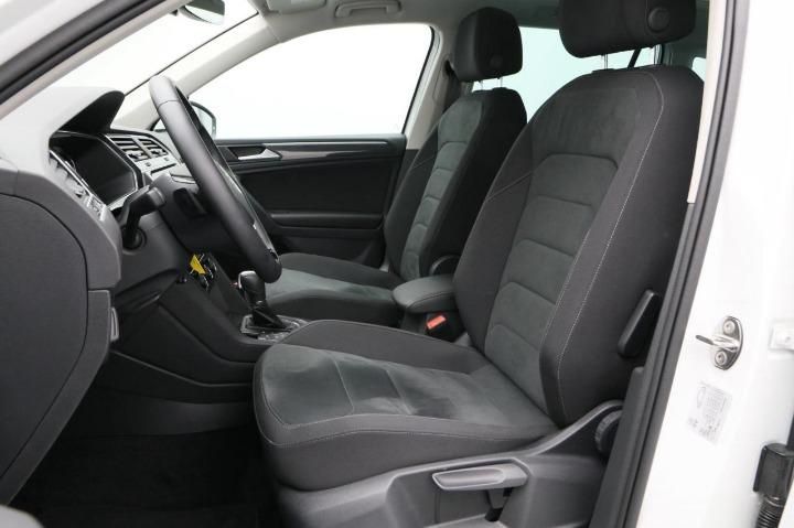 Photo 17 VIN: WVGZZZ5NZKW361958 - VOLKSWAGEN TIGUAN SUV 