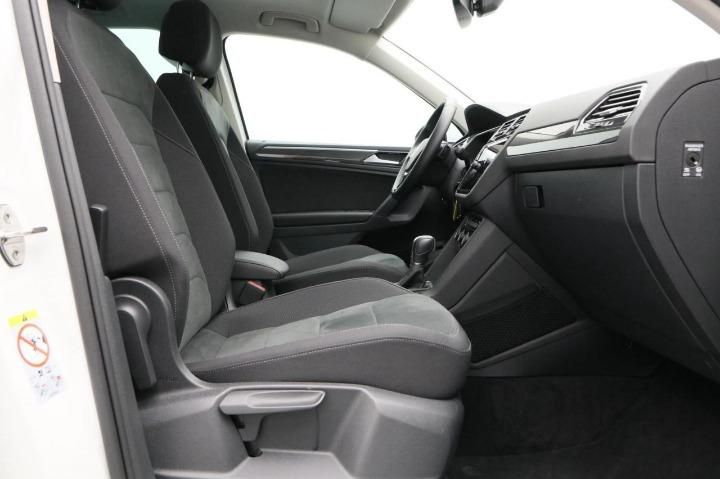 Photo 18 VIN: WVGZZZ5NZKW361958 - VOLKSWAGEN TIGUAN SUV 