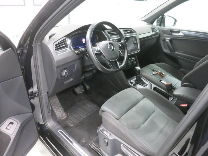 Photo 5 VIN: WVGZZZ5NZKW362690 - VOLKSWAGEN TIGUAN 