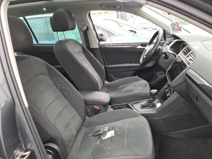 Photo 7 VIN: WVGZZZ5NZKW362719 - VOLKSWAGEN TIGUAN 