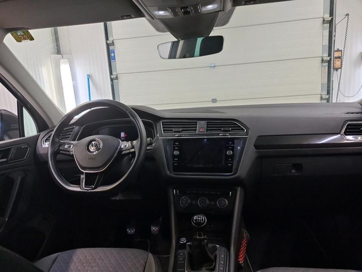 Photo 5 VIN: WVGZZZ5NZKW362762 - VW TIGUAN 