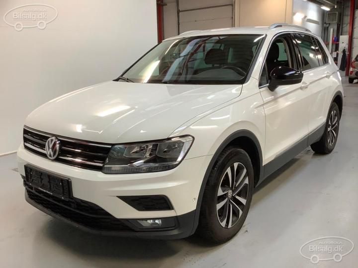 Photo 1 VIN: WVGZZZ5NZKW363138 - VOLKSWAGEN TIGUAN ESTATE 