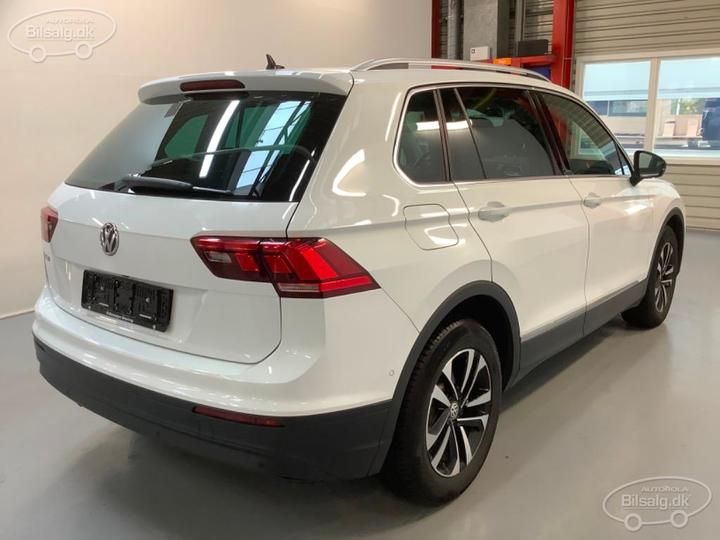 Photo 7 VIN: WVGZZZ5NZKW363138 - VOLKSWAGEN TIGUAN ESTATE 