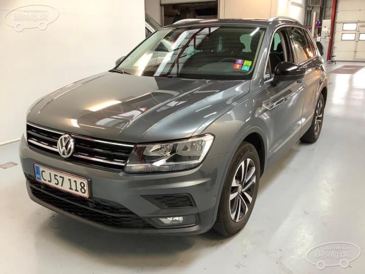 Photo 1 VIN: WVGZZZ5NZKW363561 - VOLKSWAGEN TIGUAN SUV 