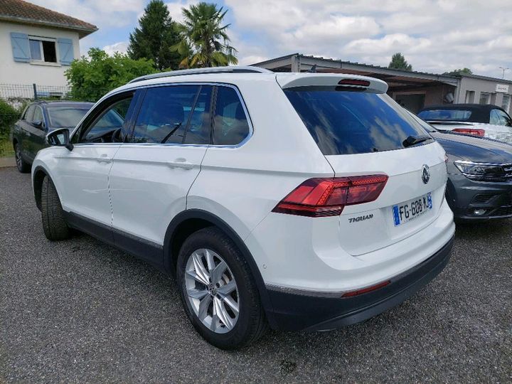 Photo 4 VIN: WVGZZZ5NZKW367445 - VOLKSWAGEN TIGUAN 