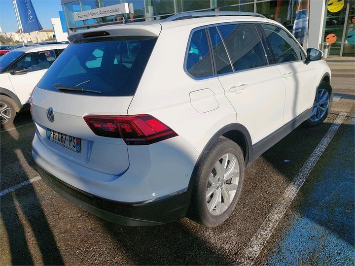 Photo 9 VIN: WVGZZZ5NZKW367778 - VOLKSWAGEN TIGUAN 