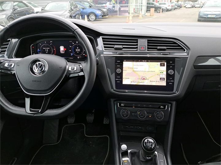 Photo 5 VIN: WVGZZZ5NZKW370486 - VOLKSWAGEN TIGUAN 