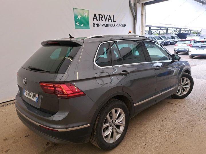 Photo 1 VIN: WVGZZZ5NZKW379926 - VW TIGUAN 