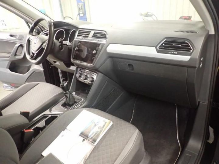 Photo 6 VIN: WVGZZZ5NZKW382518 - VOLKSWAGEN TIGUAN 