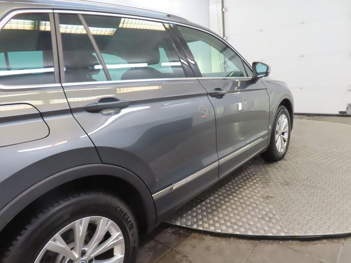 Photo 31 VIN: WVGZZZ5NZKW383484 - VOLKSWAGEN TIGUAN 