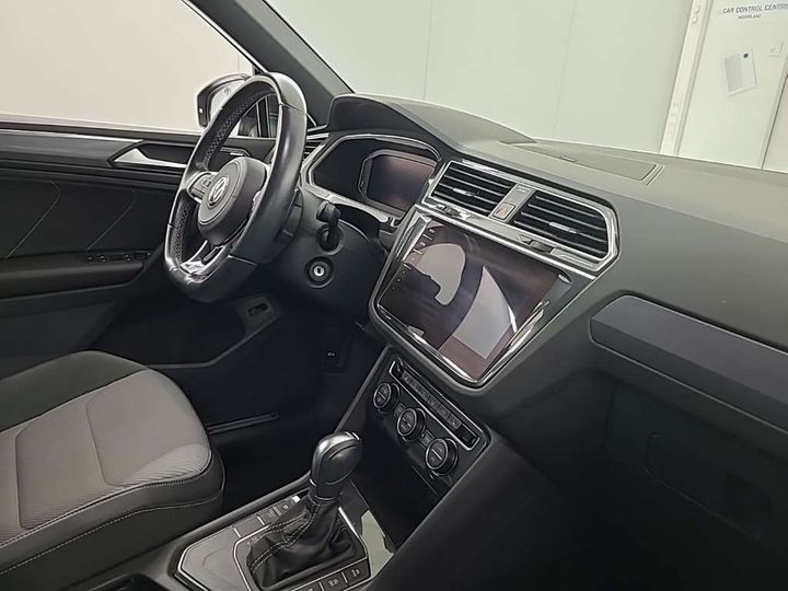 Photo 5 VIN: WVGZZZ5NZKW384644 - VW TIGUAN 