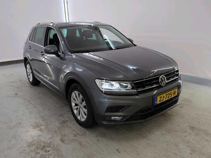 Photo 28 VIN: WVGZZZ5NZKW385601 - VW TIGUAN 