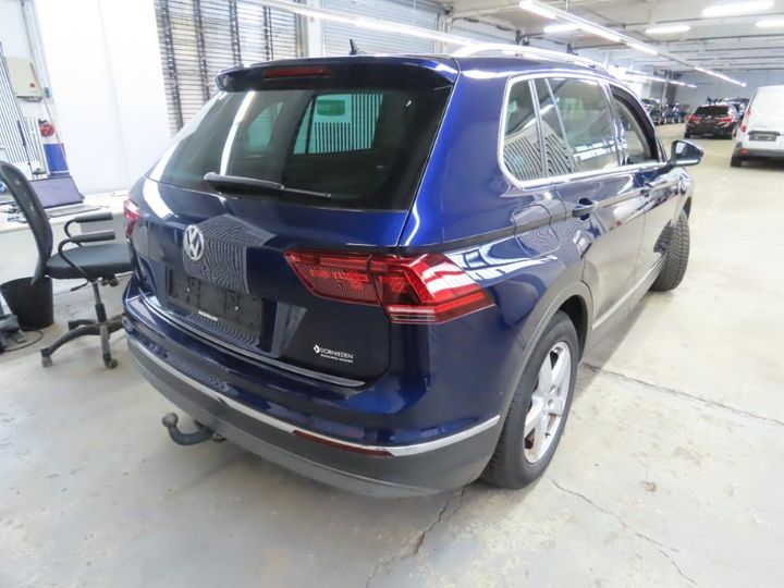 Photo 5 VIN: WVGZZZ5NZKW392731 - VW TIGUAN 