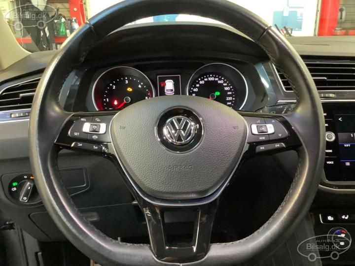 Photo 24 VIN: WVGZZZ5NZKW392923 - VOLKSWAGEN TIGUAN ESTATE 