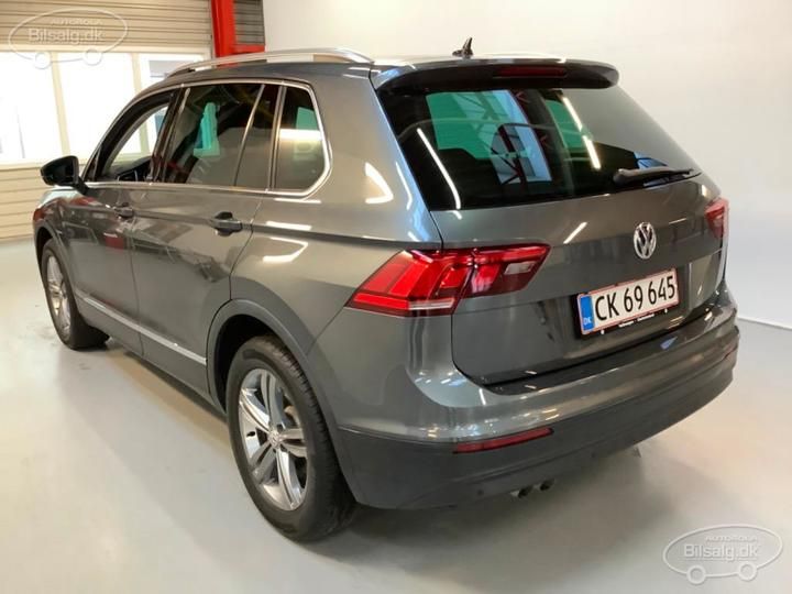 Photo 6 VIN: WVGZZZ5NZKW392923 - VOLKSWAGEN TIGUAN ESTATE 