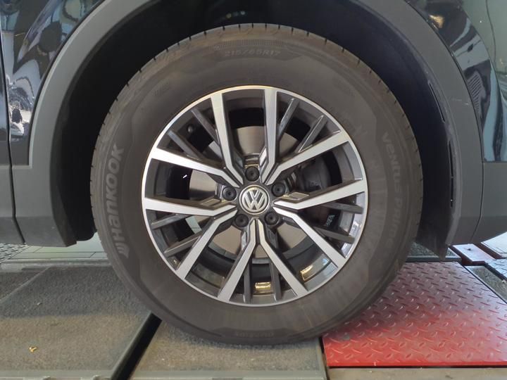 Photo 21 VIN: WVGZZZ5NZKW396321 - VOLKSWAGEN TIGUAN SUV 