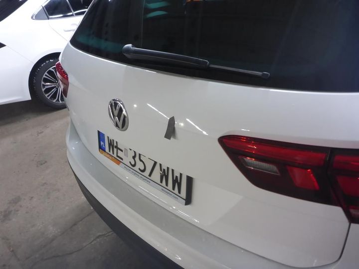 Photo 38 VIN: WVGZZZ5NZKW396520 - VOLKSWAGEN TIGUAN 