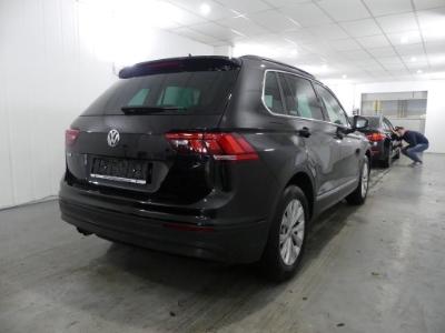 Photo 4 VIN: WVGZZZ5NZKW805731 - VOLKSWAGEN TIGUAN DIESEL - 2016 