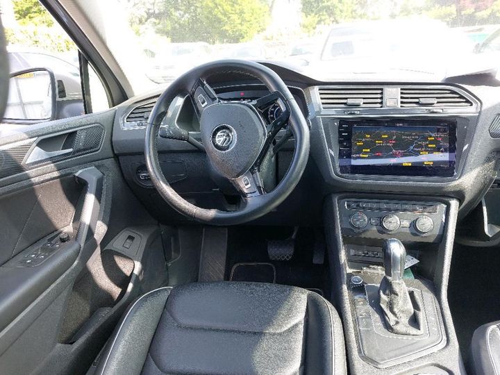 Photo 32 VIN: WVGZZZ5NZKW810037 - VOLKSWAGEN TIGUAN 