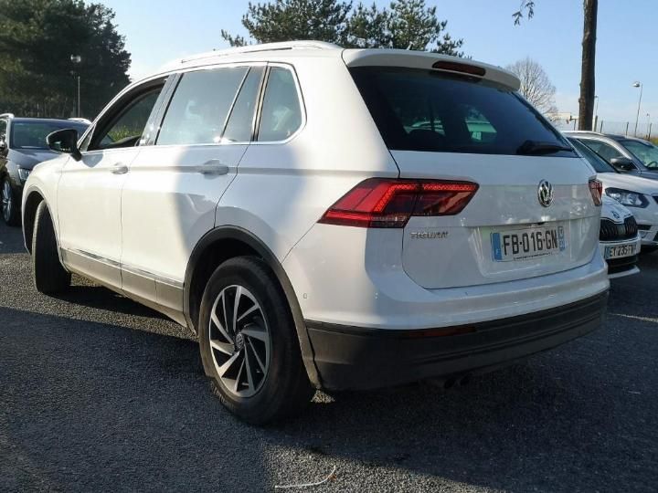 Photo 20 VIN: WVGZZZ5NZKW810166 - VOLKSWAGEN TIGUAN 