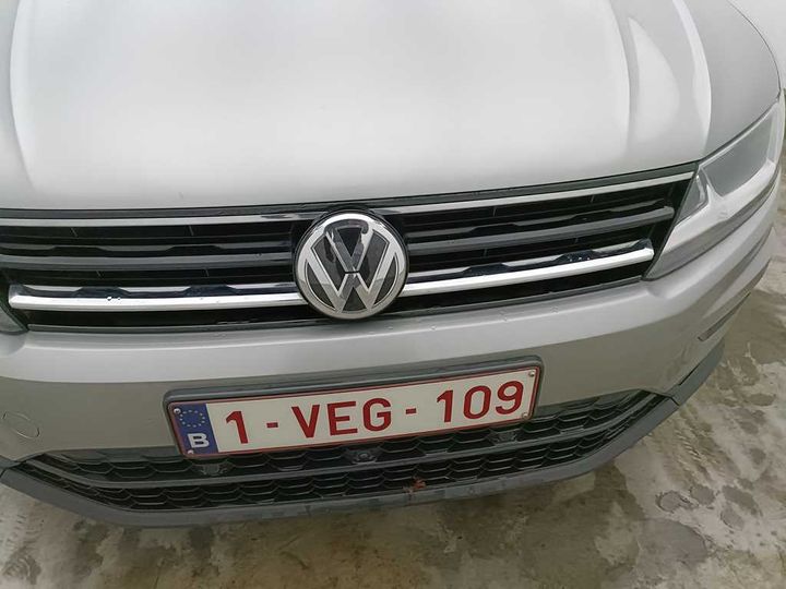 Photo 5 VIN: WVGZZZ5NZKW815496 - VOLKSWAGEN TIGUAN &#3916 