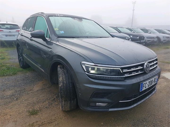 Photo 2 VIN: WVGZZZ5NZKW821672 - VOLKSWAGEN TIGUAN 