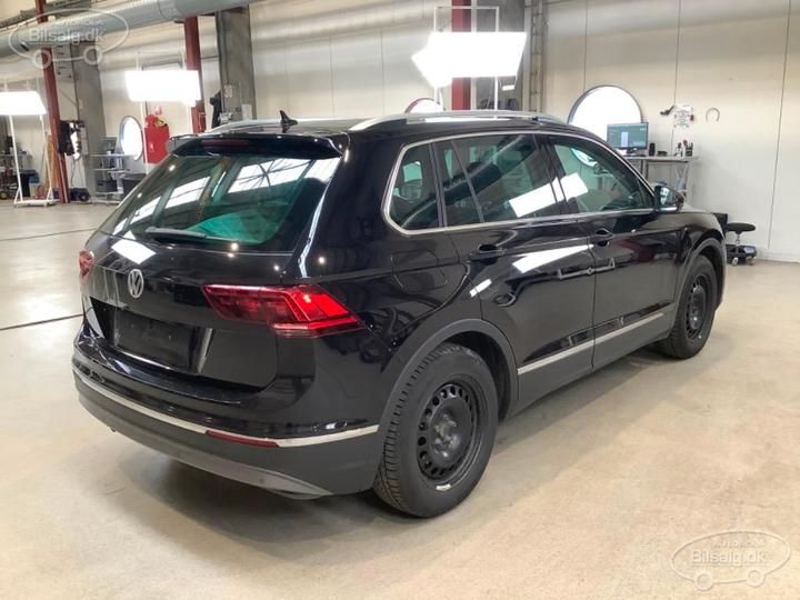 Photo 20 VIN: WVGZZZ5NZKW823919 - VOLKSWAGEN TIGUAN VAN 