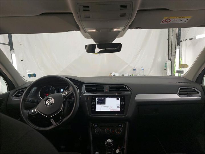 Photo 3 VIN: WVGZZZ5NZKW825201 - VOLKSWAGEN TIGUAN 