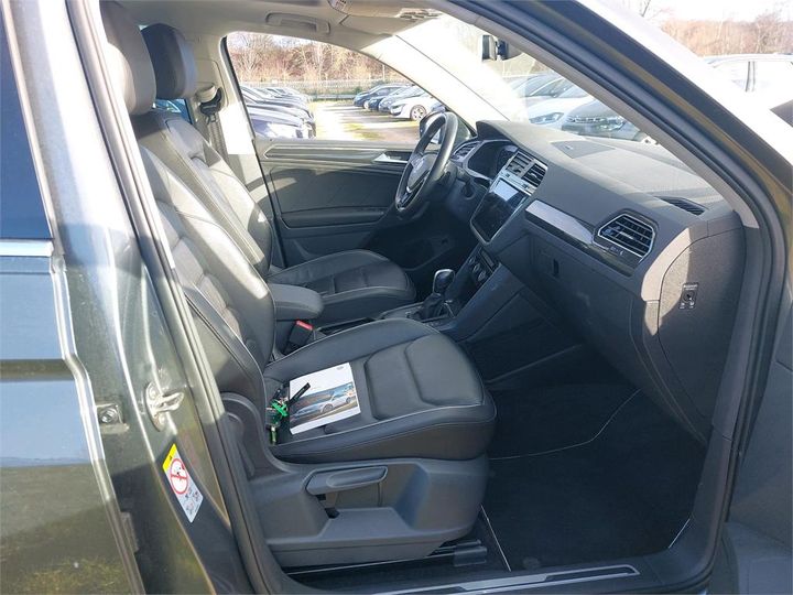 Photo 6 VIN: WVGZZZ5NZKW825387 - VOLKSWAGEN TIGUAN 