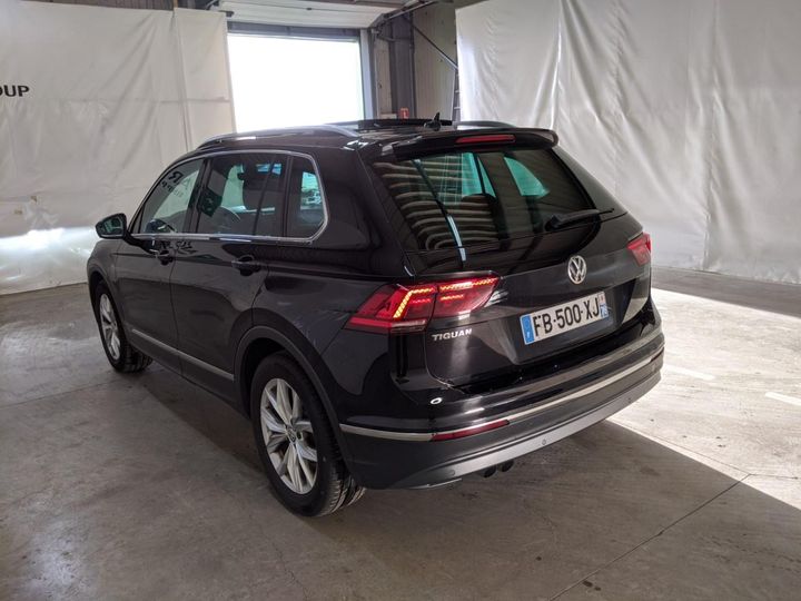 Photo 2 VIN: WVGZZZ5NZKW826687 - VOLKSWAGEN TIGUAN 