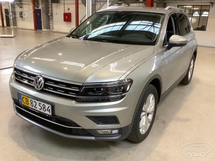 Photo 1 VIN: WVGZZZ5NZKW826836 - VOLKSWAGEN TIGUAN VAN 