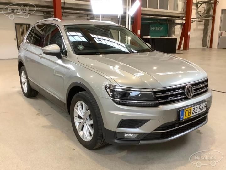 Photo 12 VIN: WVGZZZ5NZKW826836 - VOLKSWAGEN TIGUAN VAN 