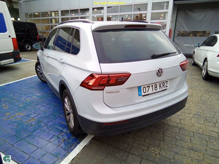 Photo 9 VIN: WVGZZZ5NZKW827812 - VOLKSWAGEN TIGUAN 