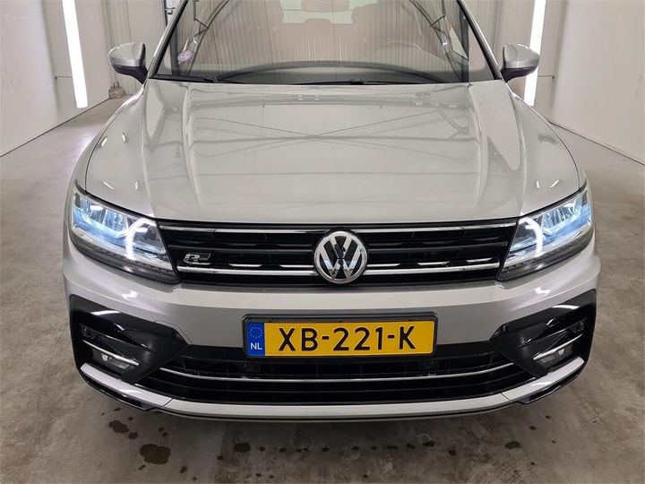 Photo 5 VIN: WVGZZZ5NZKW828916 - VOLKSWAGEN TIGUAN 