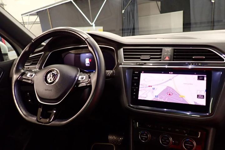 Photo 8 VIN: WVGZZZ5NZKW833127 - VOLKSWAGEN TIGUAN 