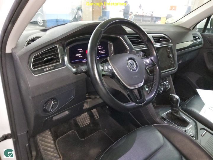 Photo 11 VIN: WVGZZZ5NZKW845848 - VOLKSWAGEN TIGUAN 