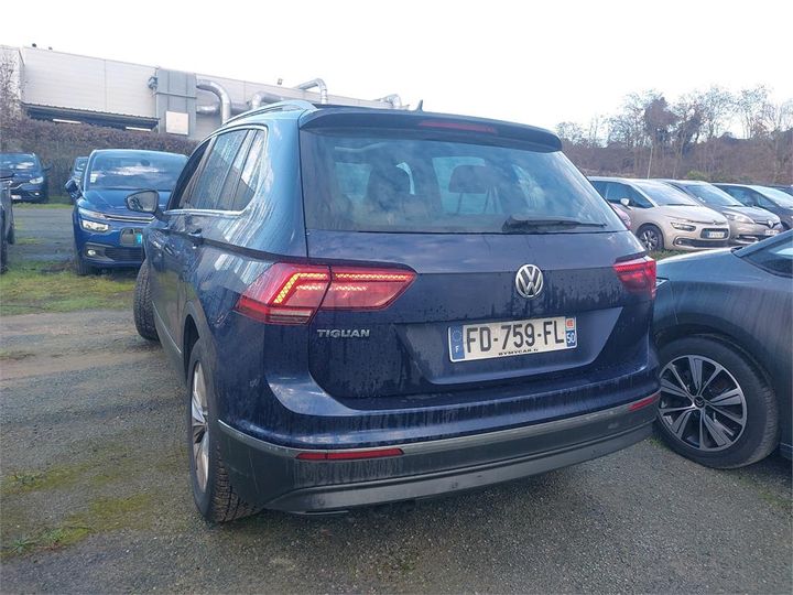 Photo 3 VIN: WVGZZZ5NZKW848892 - VOLKSWAGEN TIGUAN 